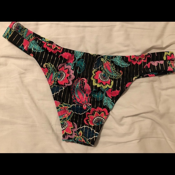 Brand new. Cheeky bikini bottoms. - Picture 2 of 3